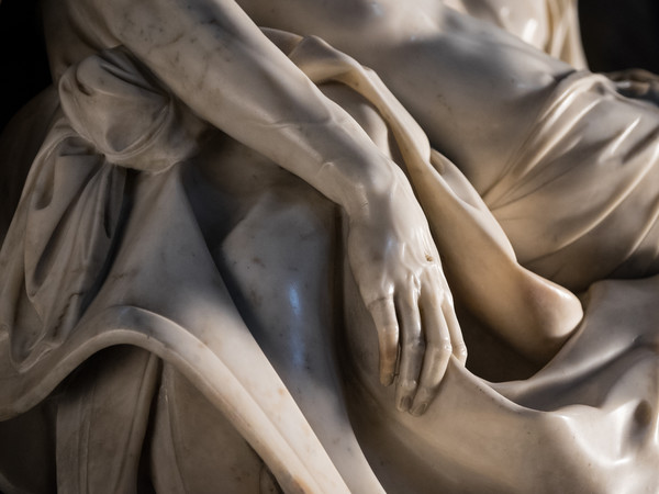 La Pietà particolare della mano